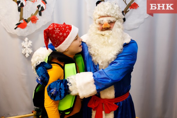 «Письма надежды»: Аня и Кирилл встретились с Дедом Морозом