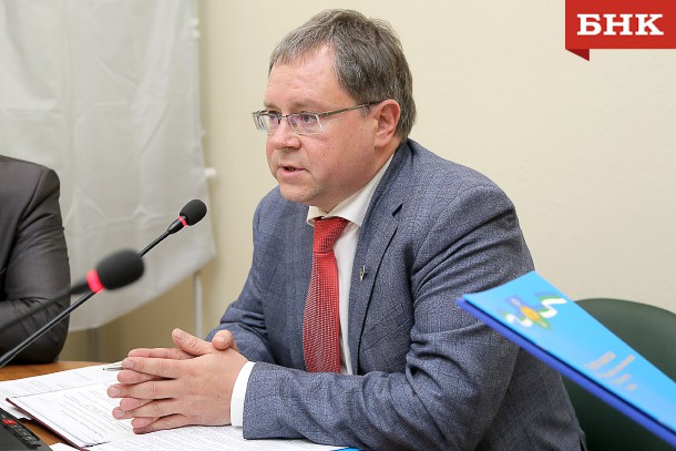 Для объявления конкурса на должность сити-менеджера Сыктывкара ждут решения нового главы Коми