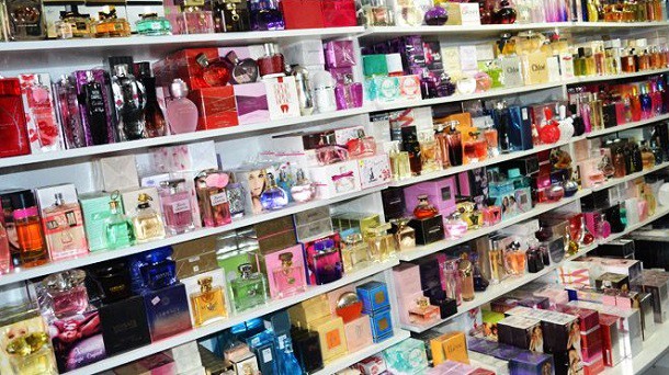 Опрос БНК: «Вы экономите на парфюмерии и косметике?»