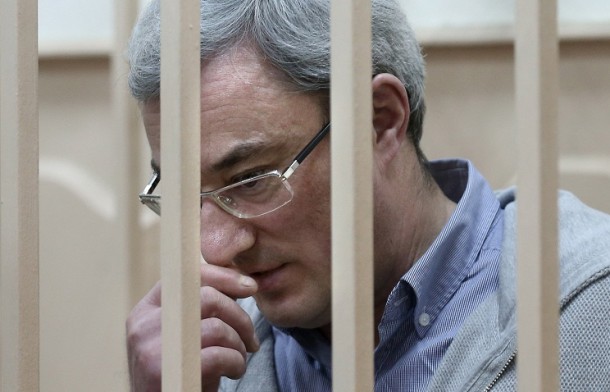 Суд продлил арест экс-главе Коми Вячеславу Гайзеру до марта