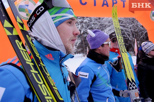Сыктывкарская «Новогодняя лыжная гонка» собрала звездных участников