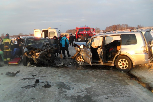 В Усть-Вымском районе произошла серьезная авария, двое детей в реанимации