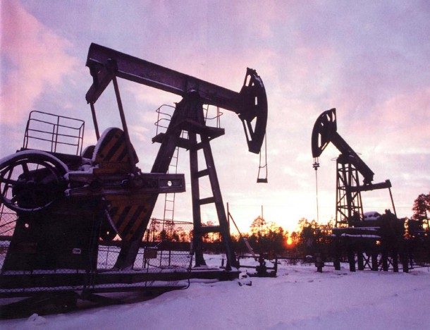 Россия, Саудовская Аравия и Венесуэла договорились заморозить добычу нефти