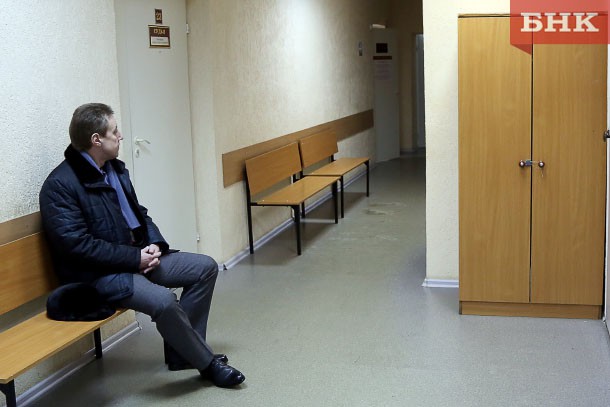 Иван Поздеев сел на скамью подсудимых