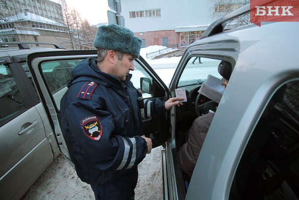 Сыктывкарскому должнику грозит лишение водительских прав