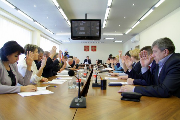 Верховный суд Коми запретил чиновникам администрации Воркуты совмещать муниципальную службу с депутатским мандатом