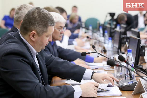 Сыктывкарские депутаты втрое увеличили финансирование дорожных работ