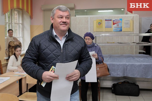 Избранный главой Коми Сергей Гапликов присягнет республике 27 сентября