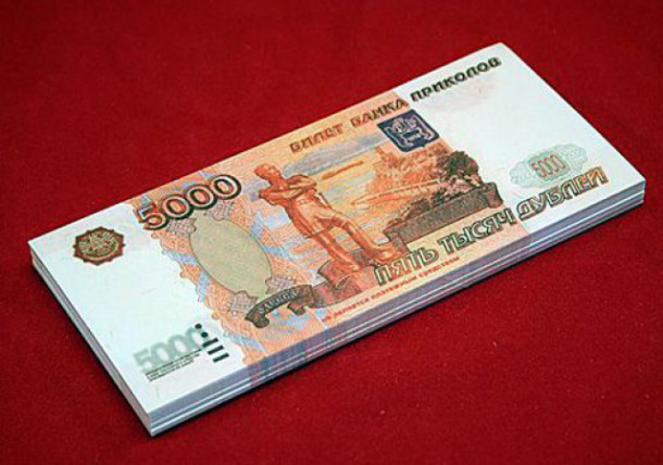 Почтальон из Сосногорска выдавала пенсии купюрами «Банка приколов»