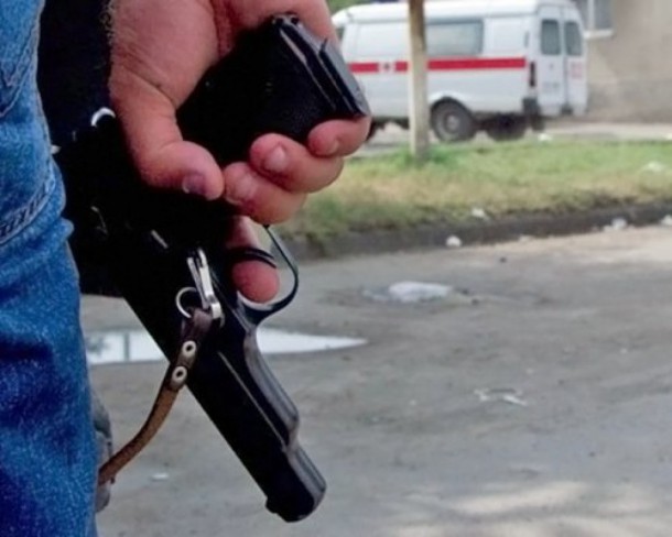 В сыктывкарской школе 35 в День учителя школьник устроил газовую атаку